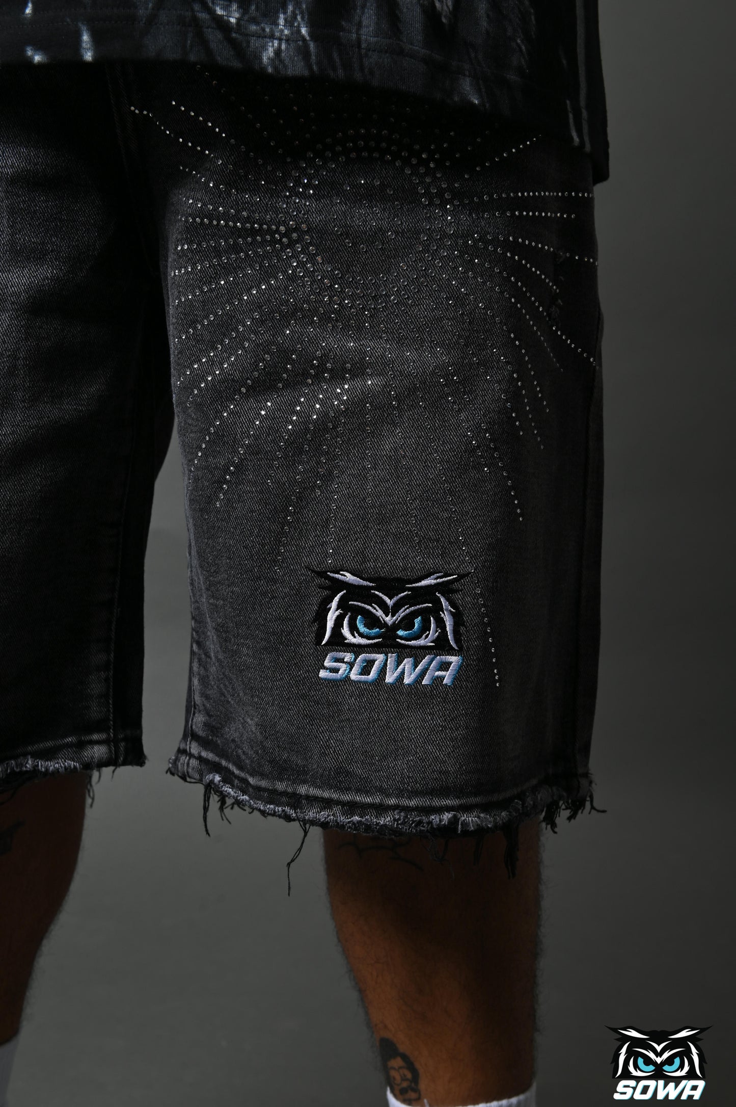 SOWA RHISTONE BLACK JORTS